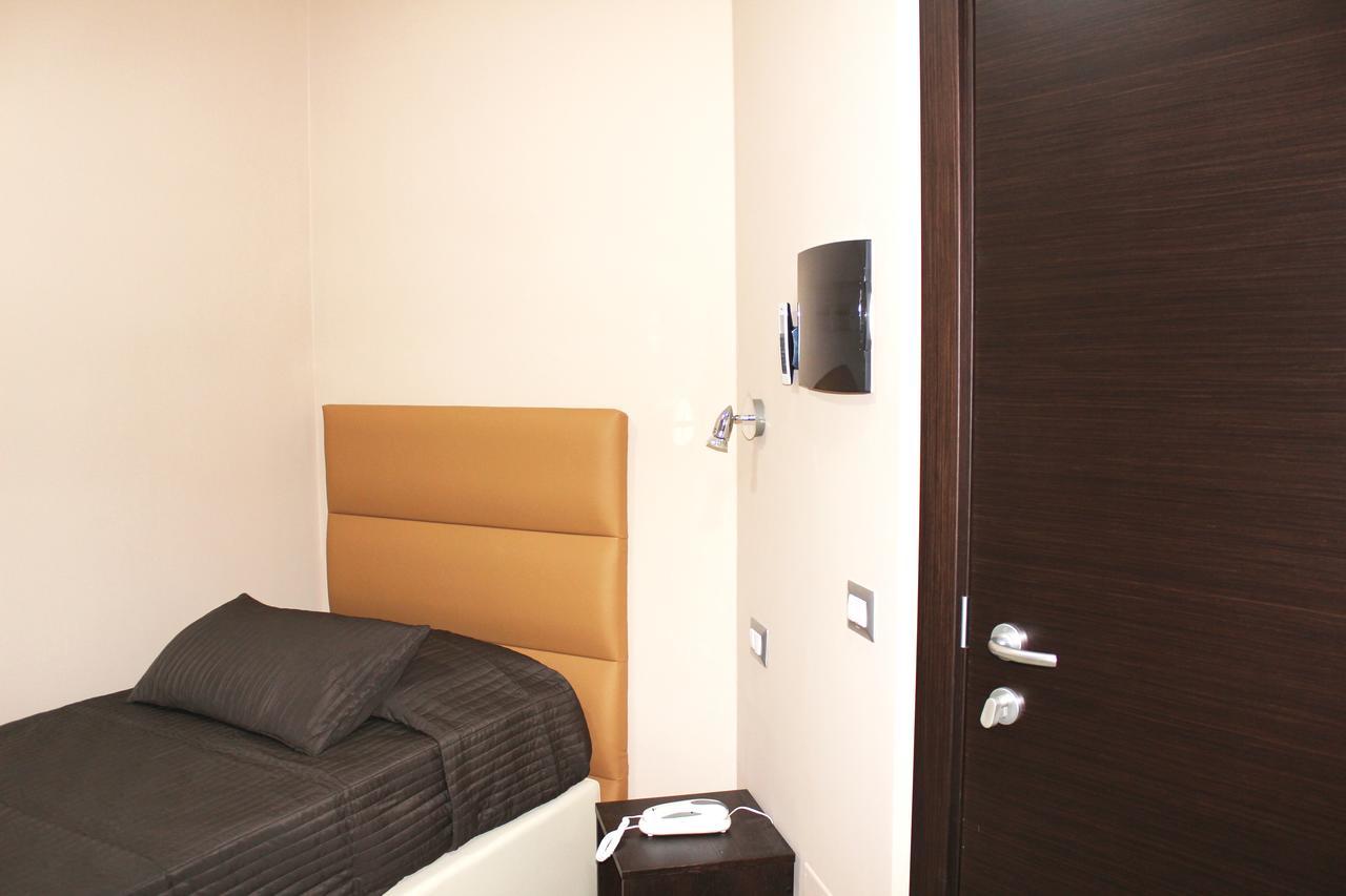 Hotel Gran Torino โรม ภายนอก รูปภาพ