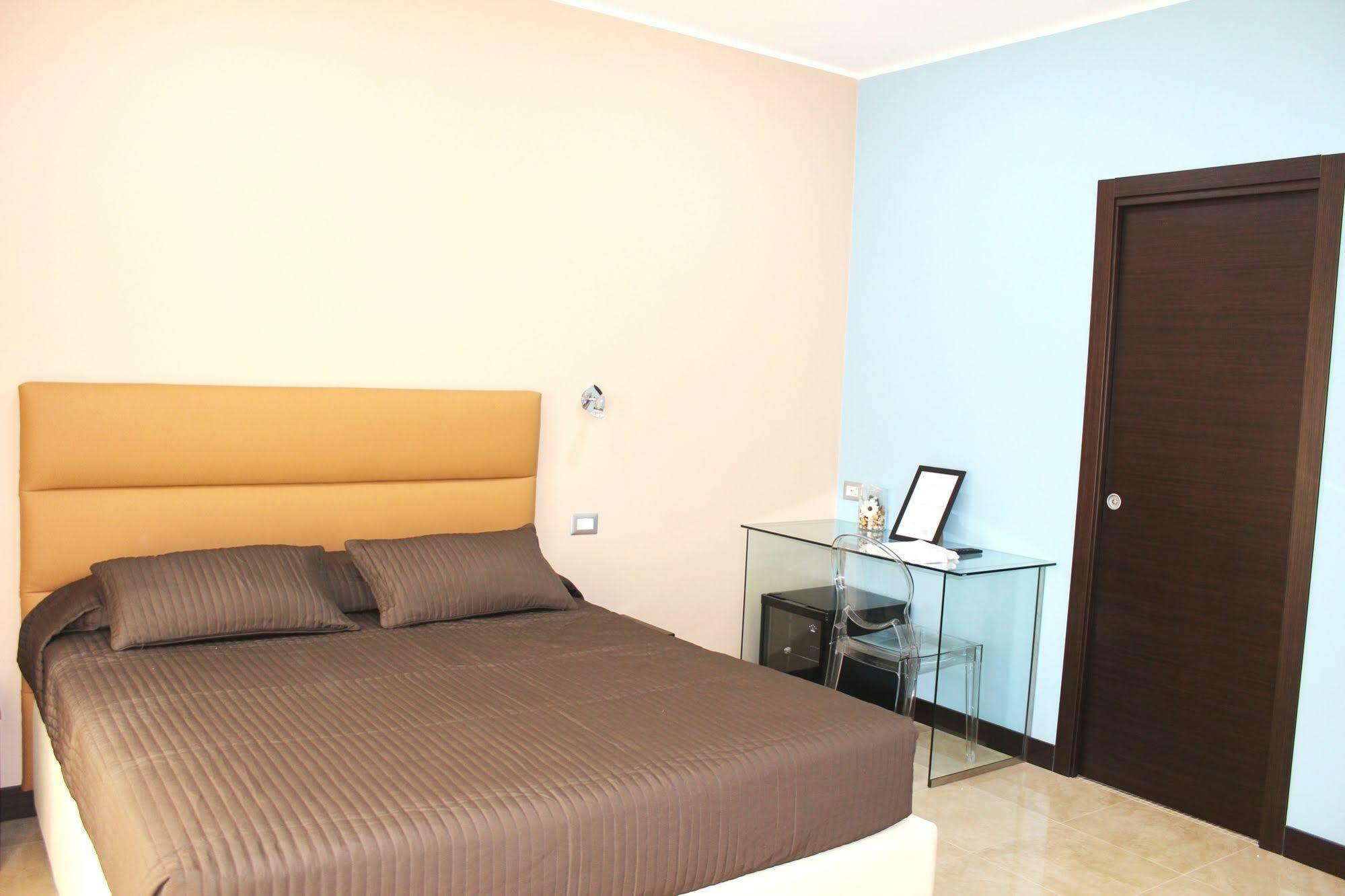 Hotel Gran Torino โรม ภายนอก รูปภาพ